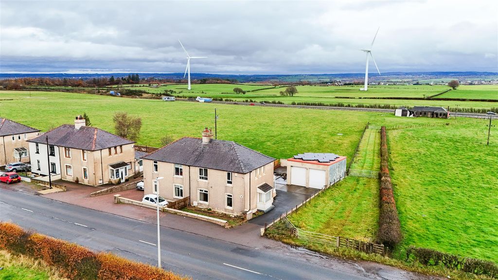 Property photo 1 of 26 External Drone