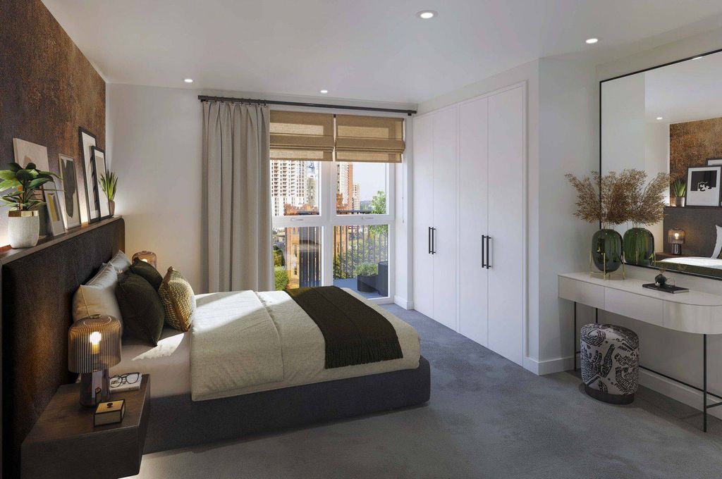 Property photo 3 of 11