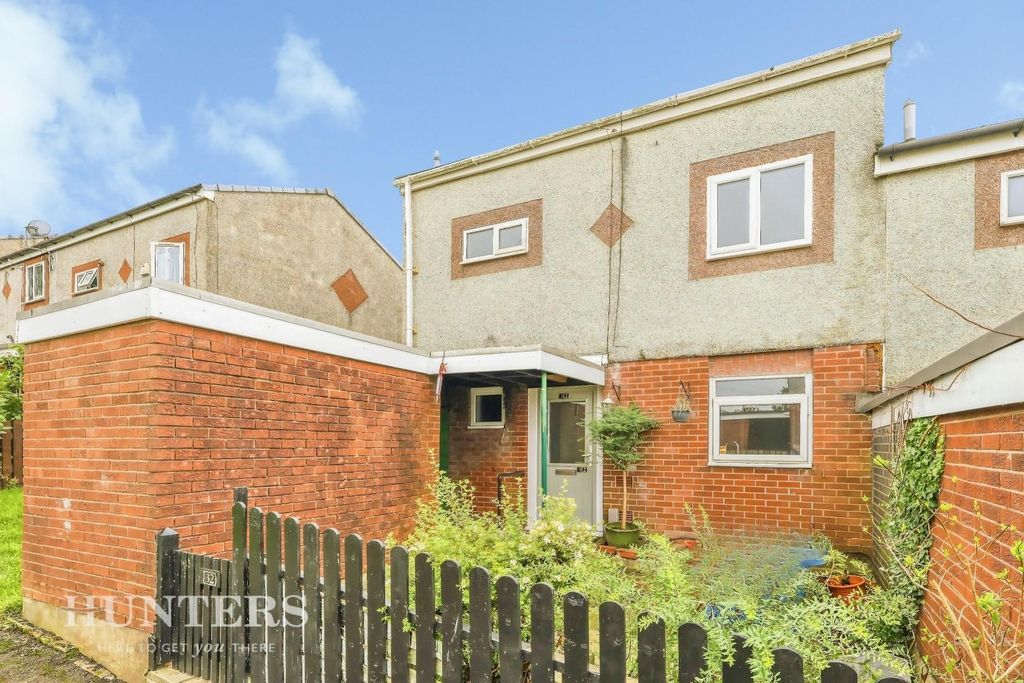 Property photo 1 of 18 Front