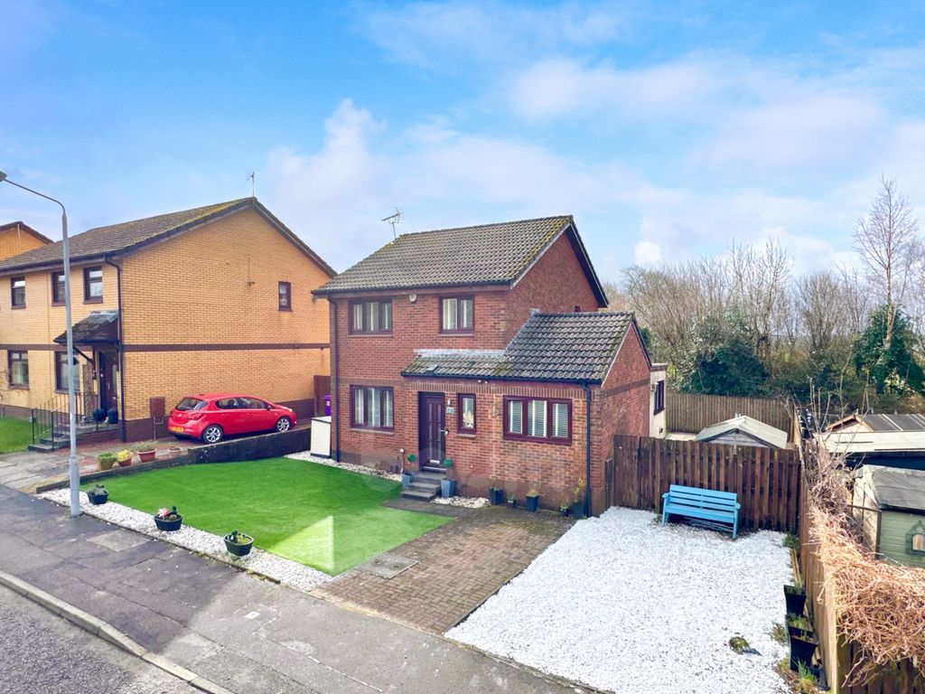 Property photo 1 of 29 St.Andrews Place, Beith External