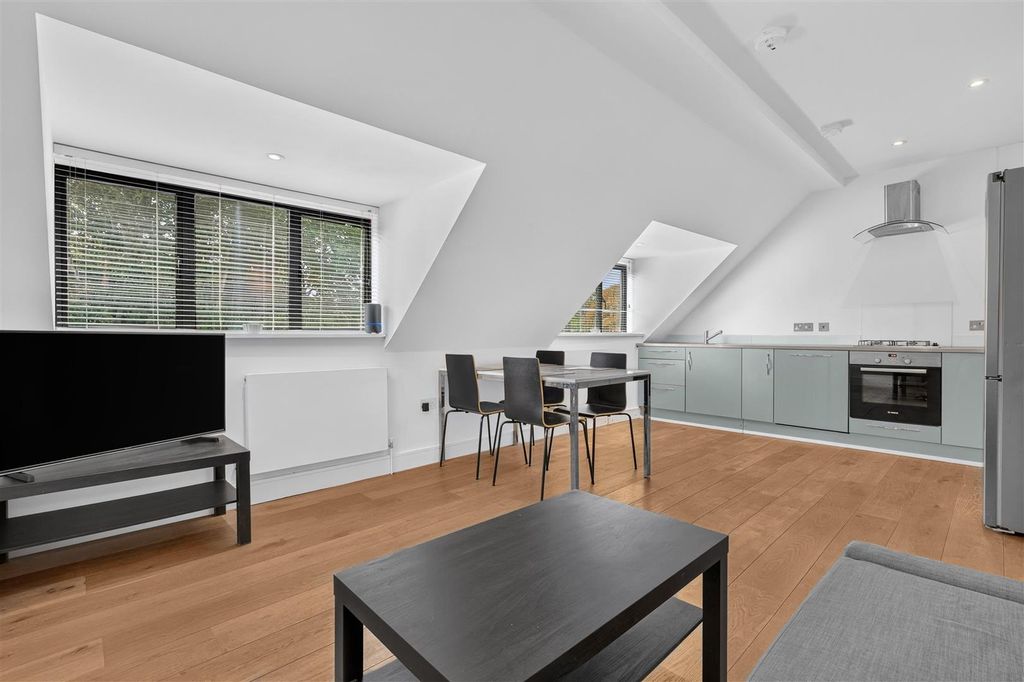 Property photo 1 of 16 Ellesmere Road, W4 - For Sale