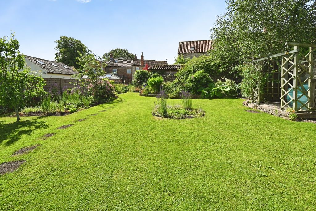 Property photo 2 of 24 Pbox-Img.Jpg