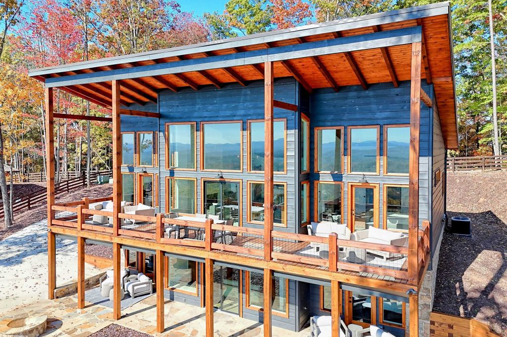 Property photo 1 of 30