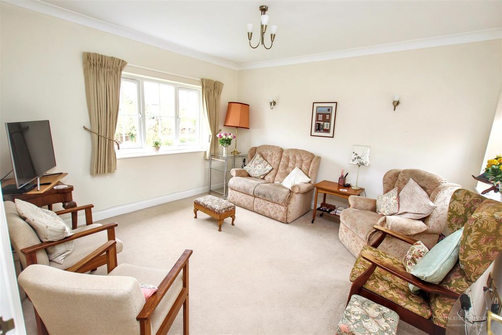 Property photo 3 of 12 Living Room