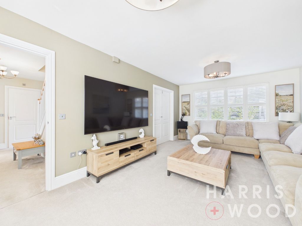 Property photo 3 of 37 4565364