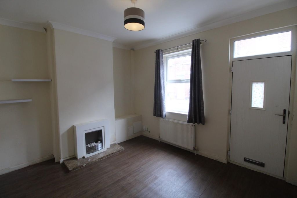 Property photo 2 of 10 Img_0285.Jpg