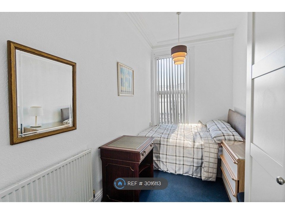 Property photo 3 of 10 Room 6 £480 Pcm