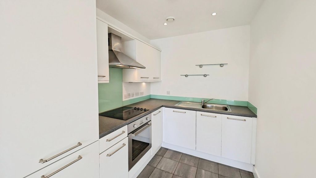 Property photo 3 of 18 2201A93d-Pxl_20260411_124406421.Jpg