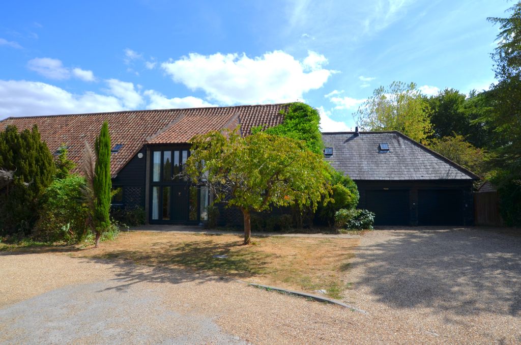 Property photo 1 of 27