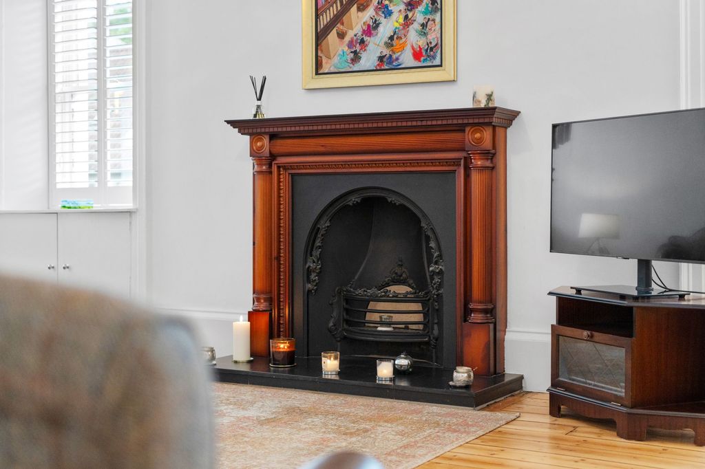 Additional image 5 of 2 bed flat for saleHigh Street, Linlithgow EH49