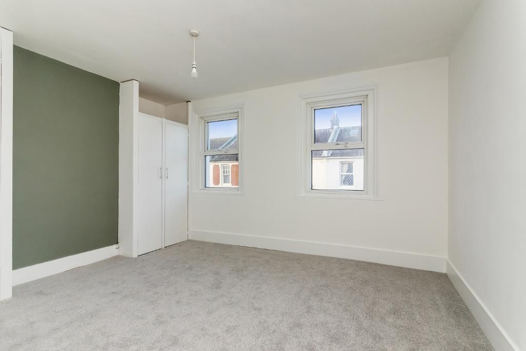 Property photo 3 of 14 Photo 3