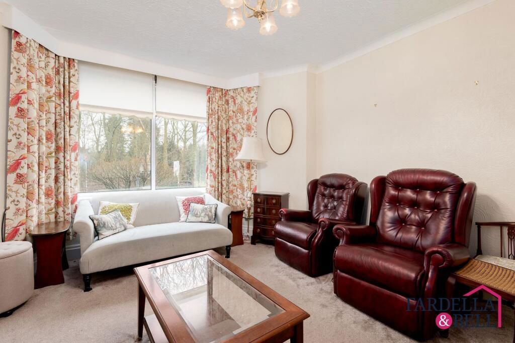Property photo 2 of 41