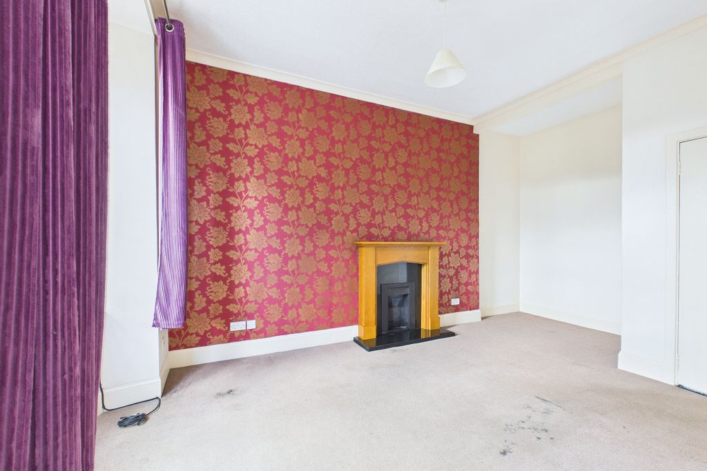 Property photo 3 of 16 Cam05526G0-Pr0207-Still009