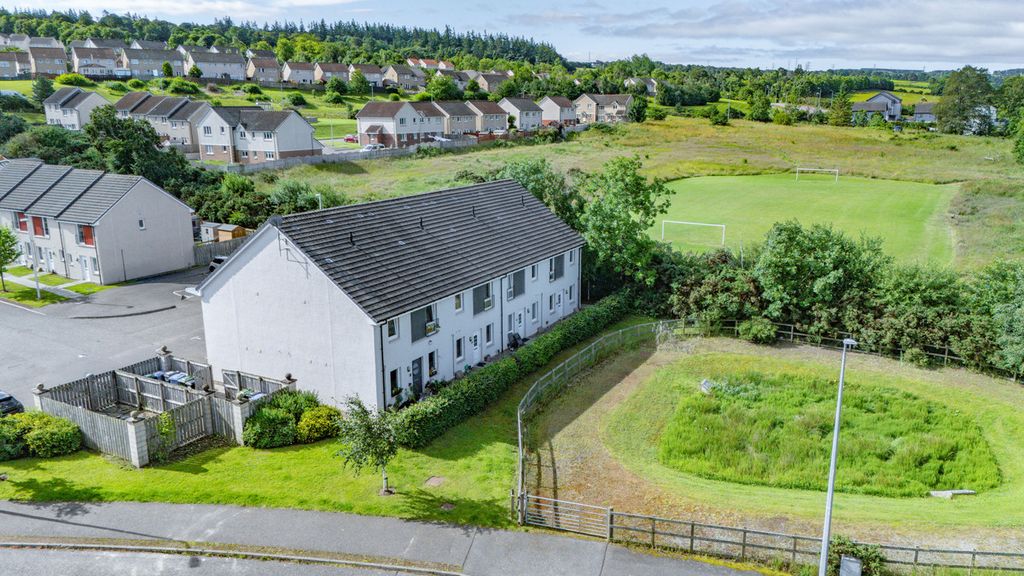Property photo 1 of 28