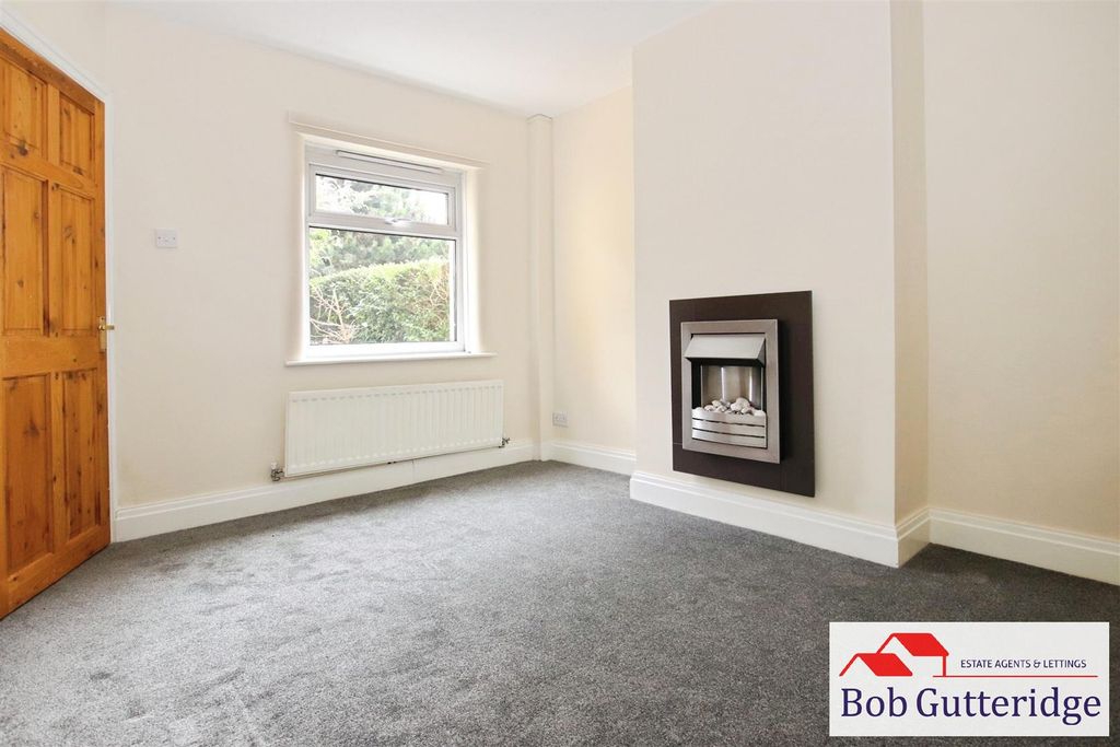 Property photo 2 of 22 Sitting Room