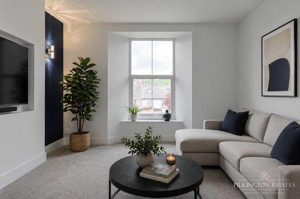 Property photo 2 of 15 5032692