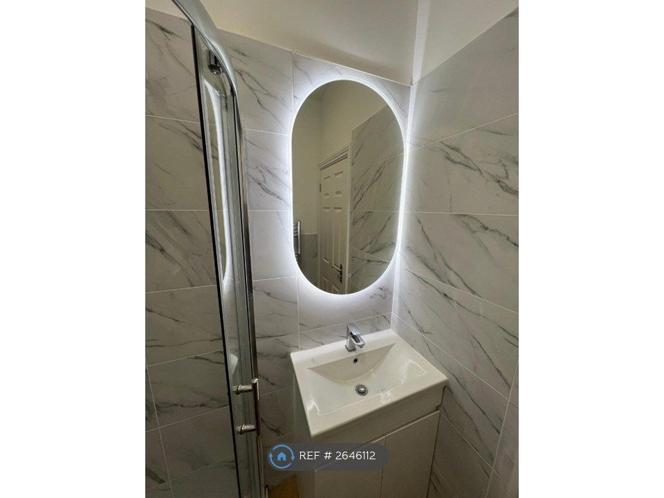 Property photo 1 of 3