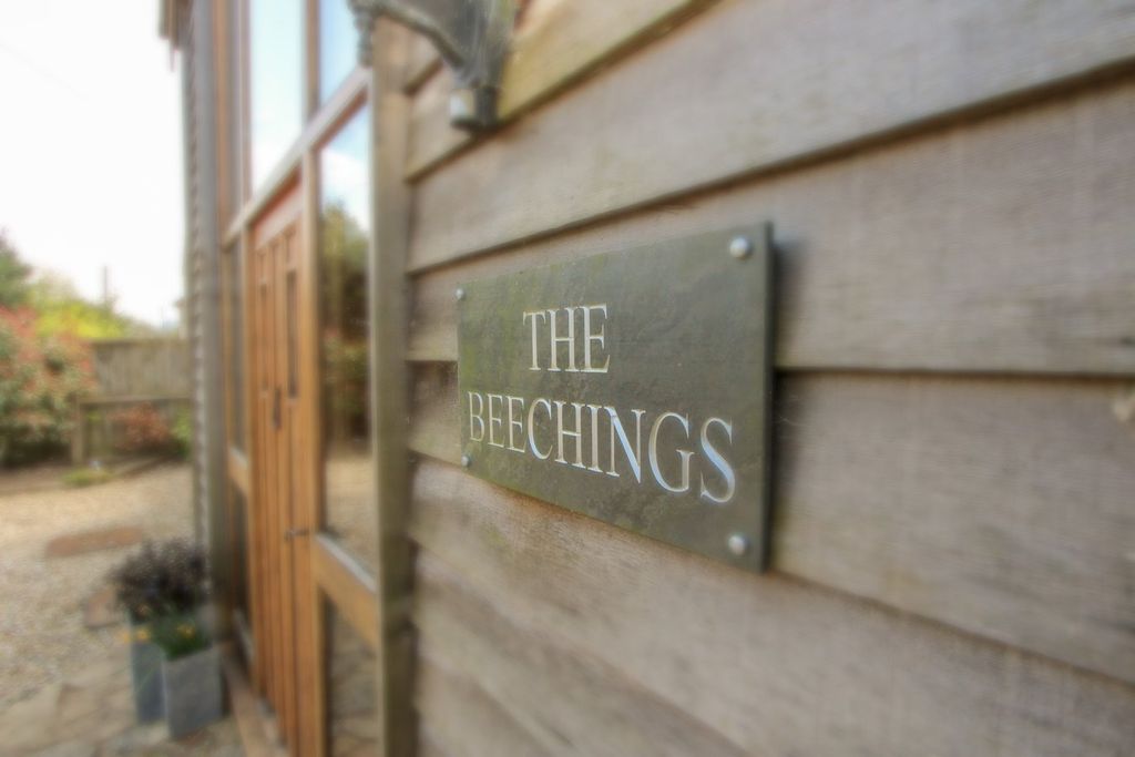 Property photo 2 of 36