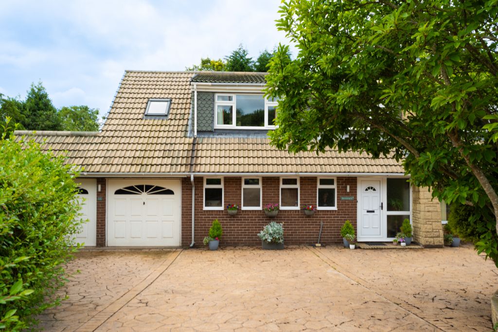 Property photo 1 of 23