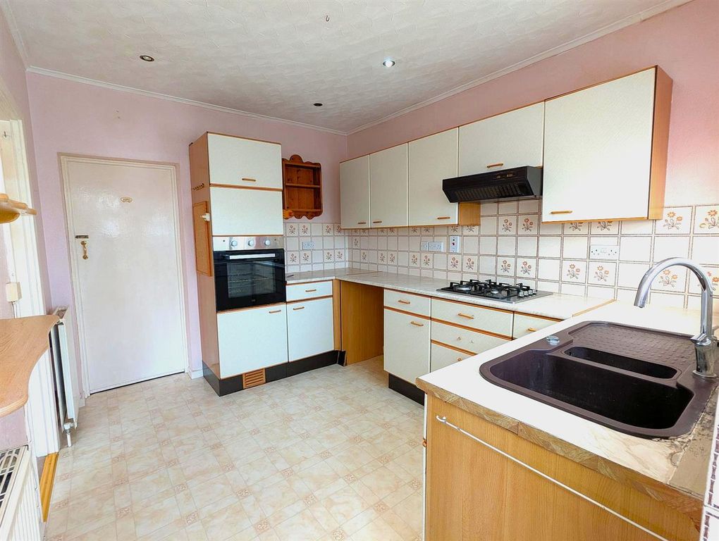 Property photo 3 of 11 Pxl_20251219_100450595.Jpg