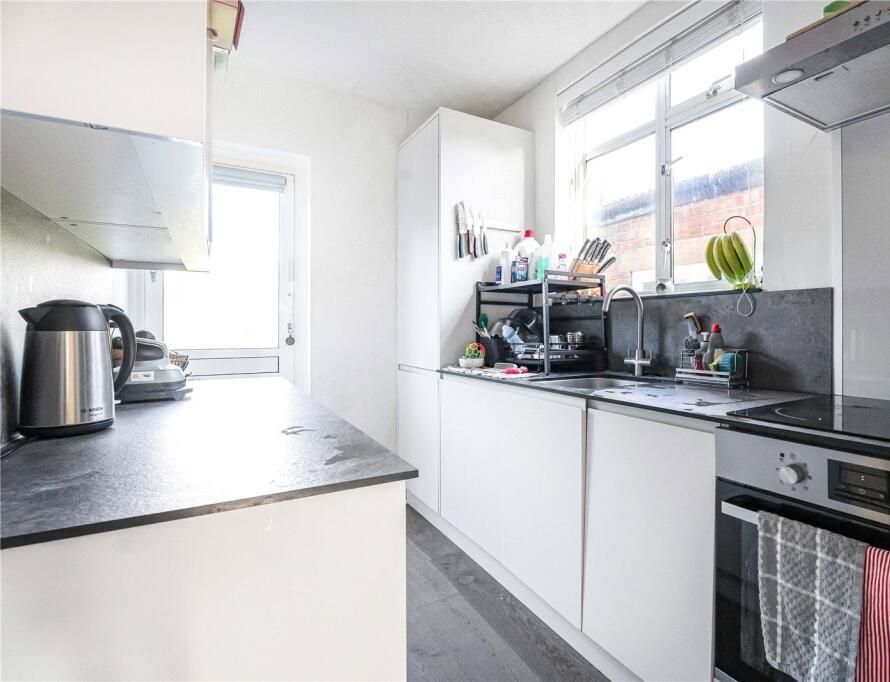 Property photo 2 of 12 Kitchen