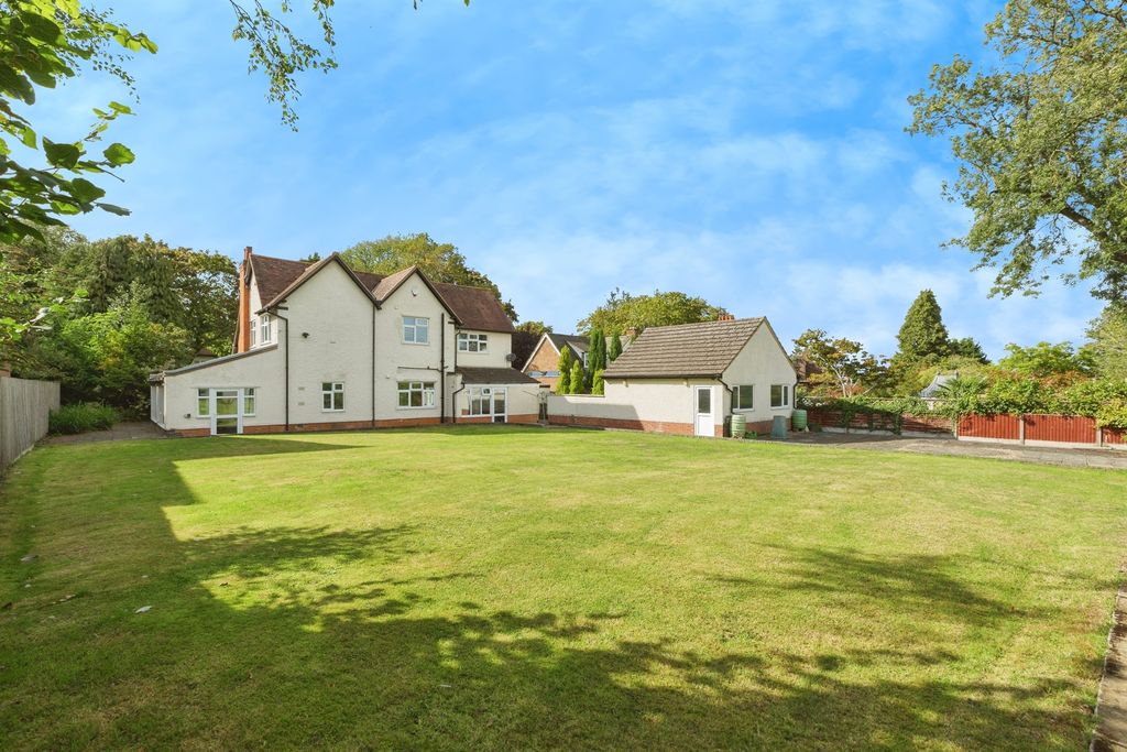 Property photo 1 of 21