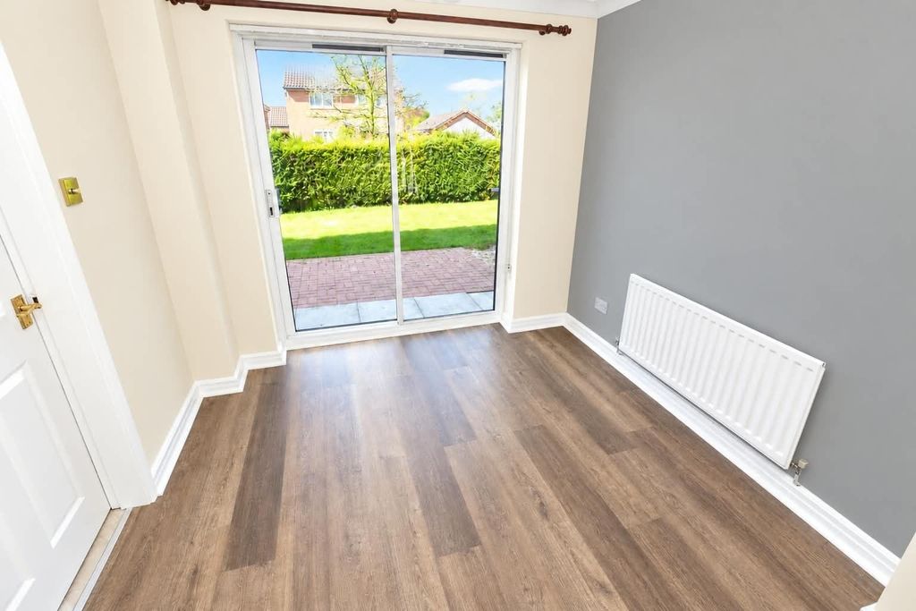 Property photo 3 of 11 Hor011.Jpg