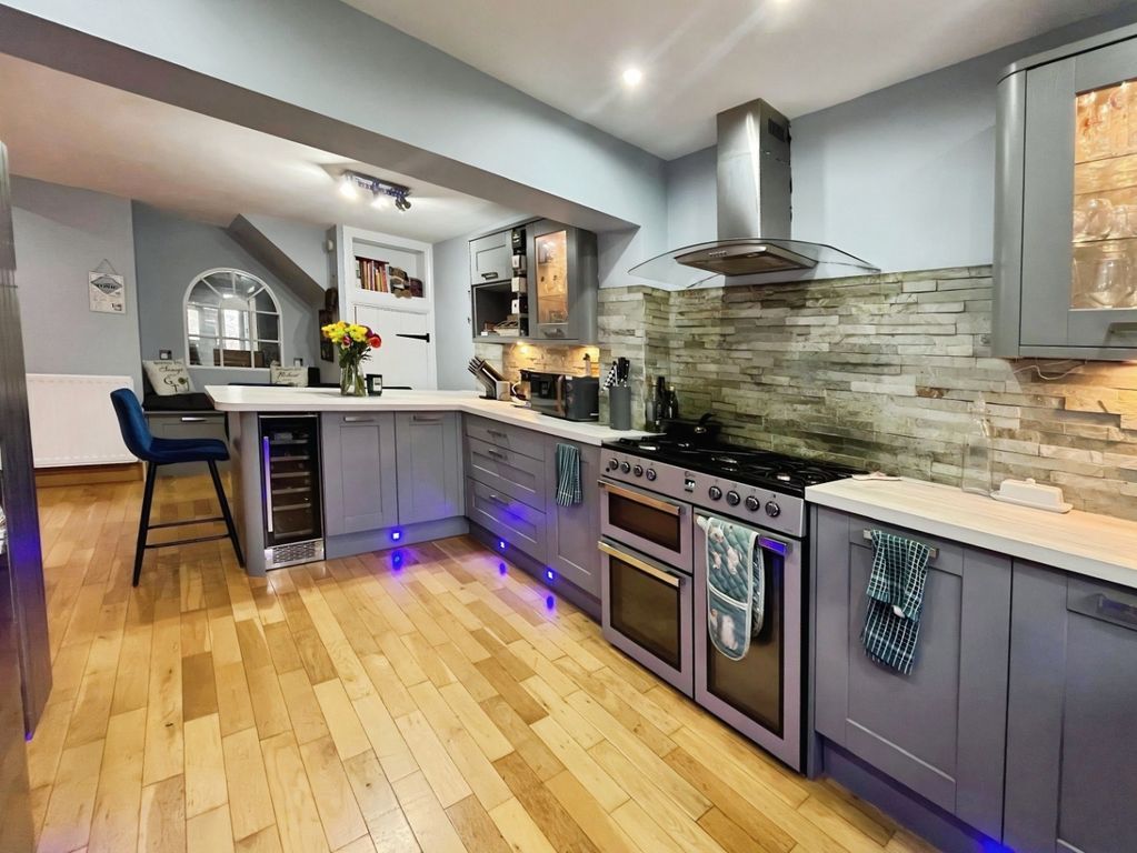 Property photo 3 of 20 5013624