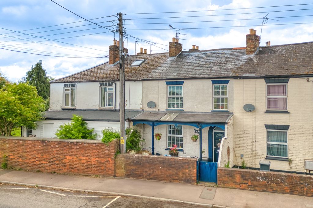 Property photo 1 of 22 Ewemove Taunton Wellington New Rd (7)