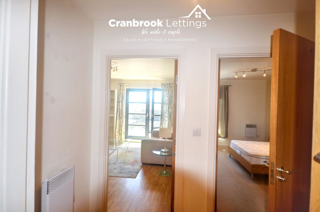 Property photo 3 of 6 Dsc 0998 Watermarked