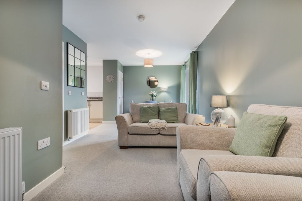 Property photo 2 of 20 Picture No. 17