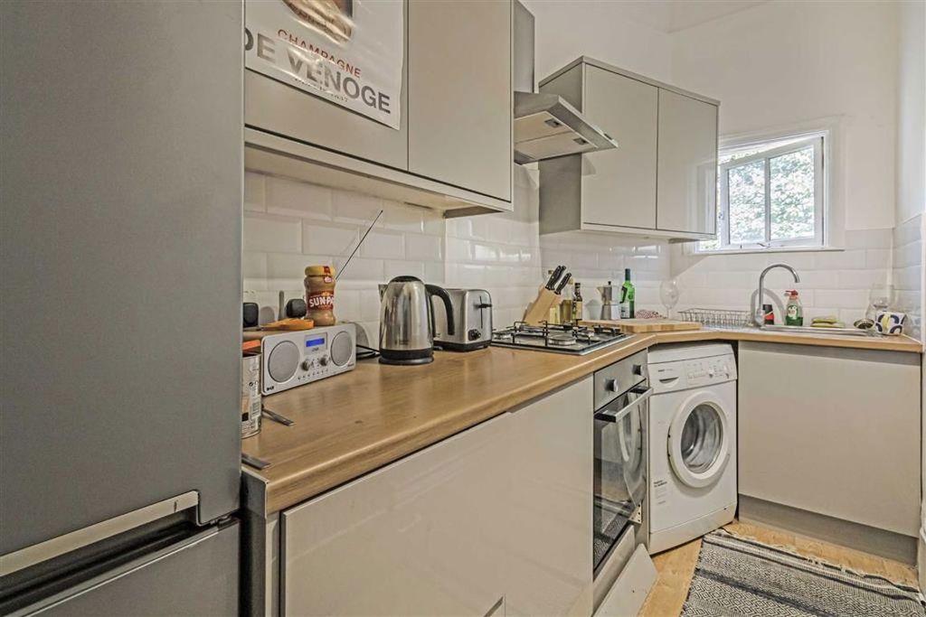 Property photo 3 of 4