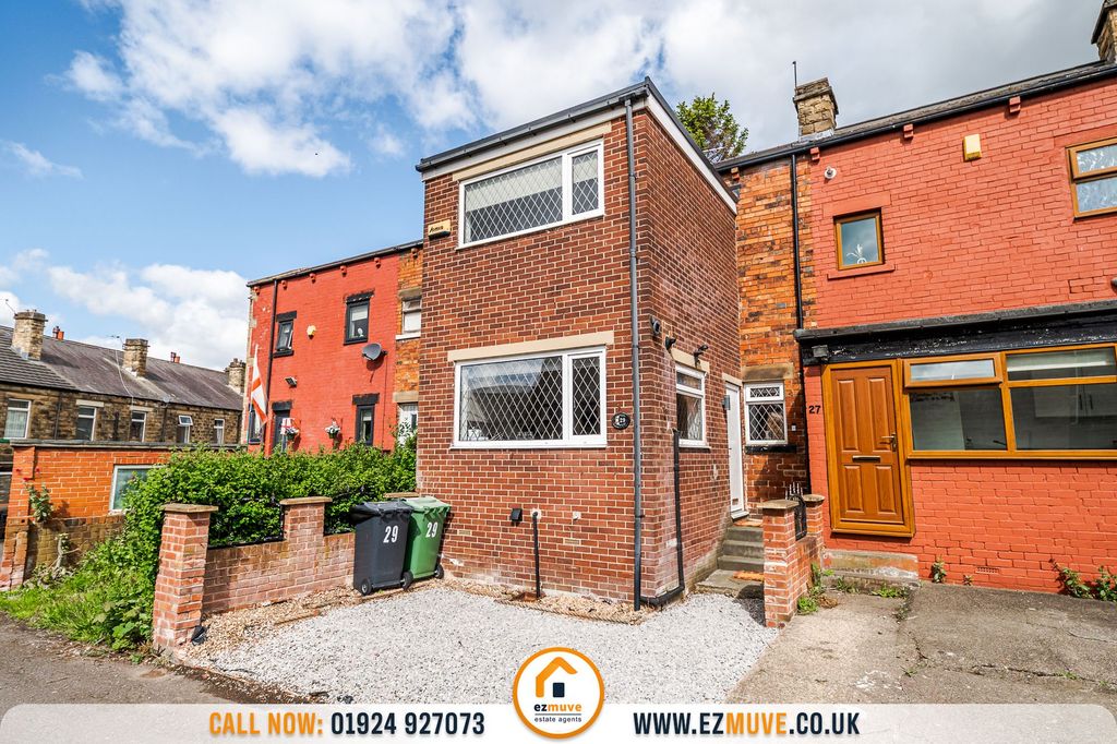 Property photo 1 of 18