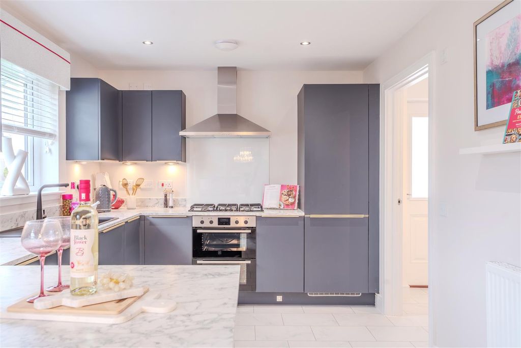 Additional image 14 of 5 bed detached house for saleLampmaker Drive, Hamilton ML3