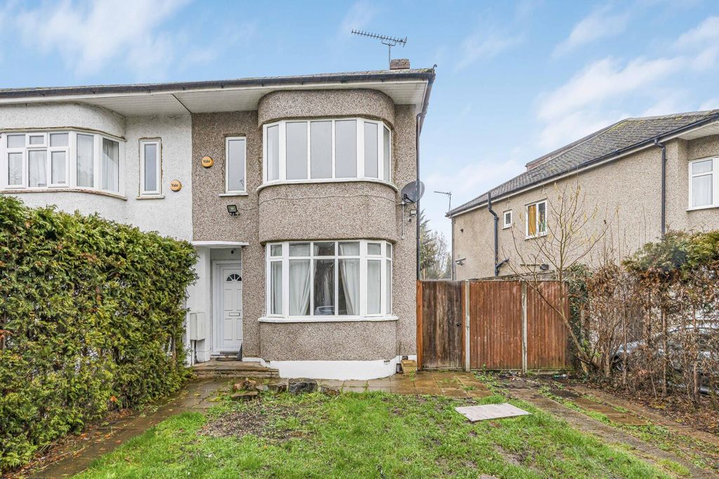 Property photo 2 of 28 Front (Exterior)