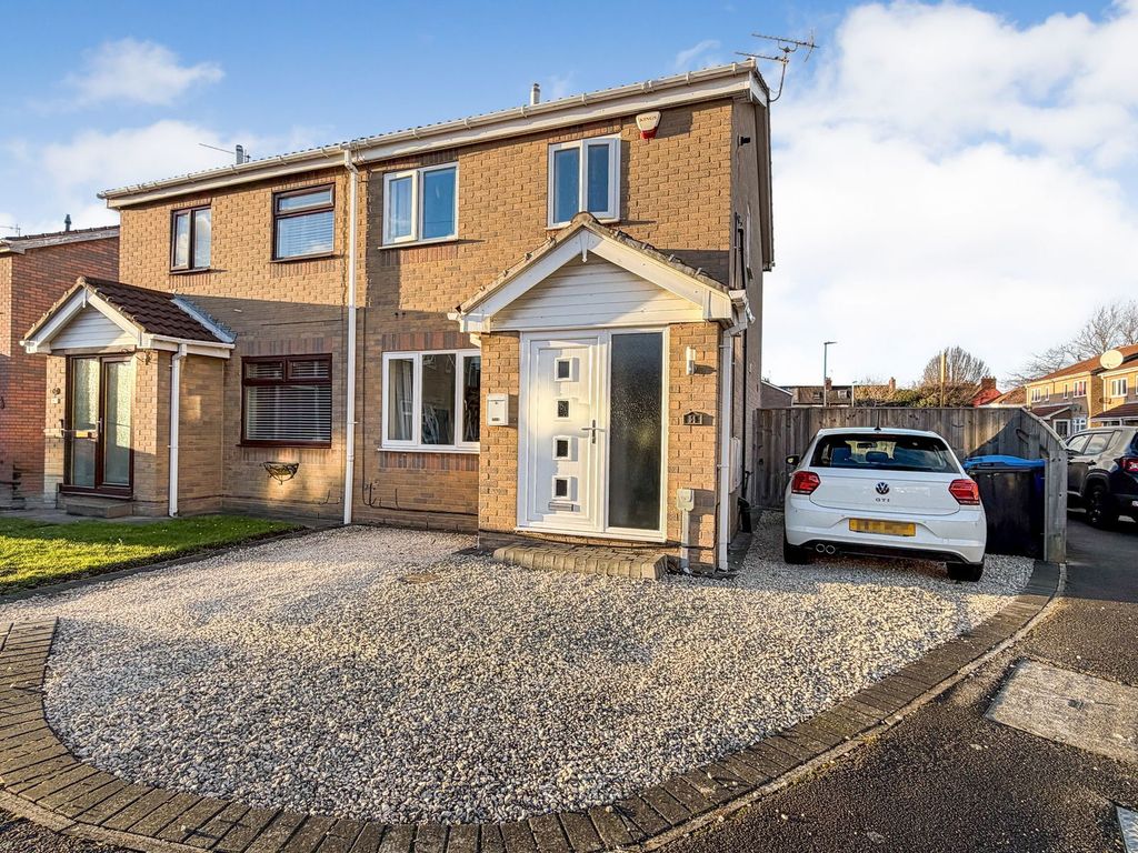 Property photo 1 of 18