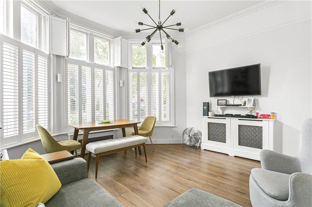 Property photo 2 of 18 Picture No. 26