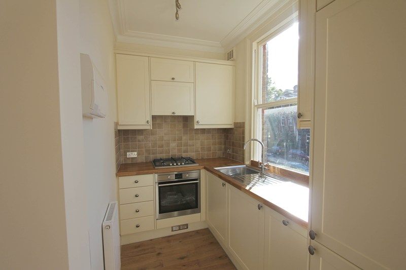 Property photo 3 of 7 Picture No. 2