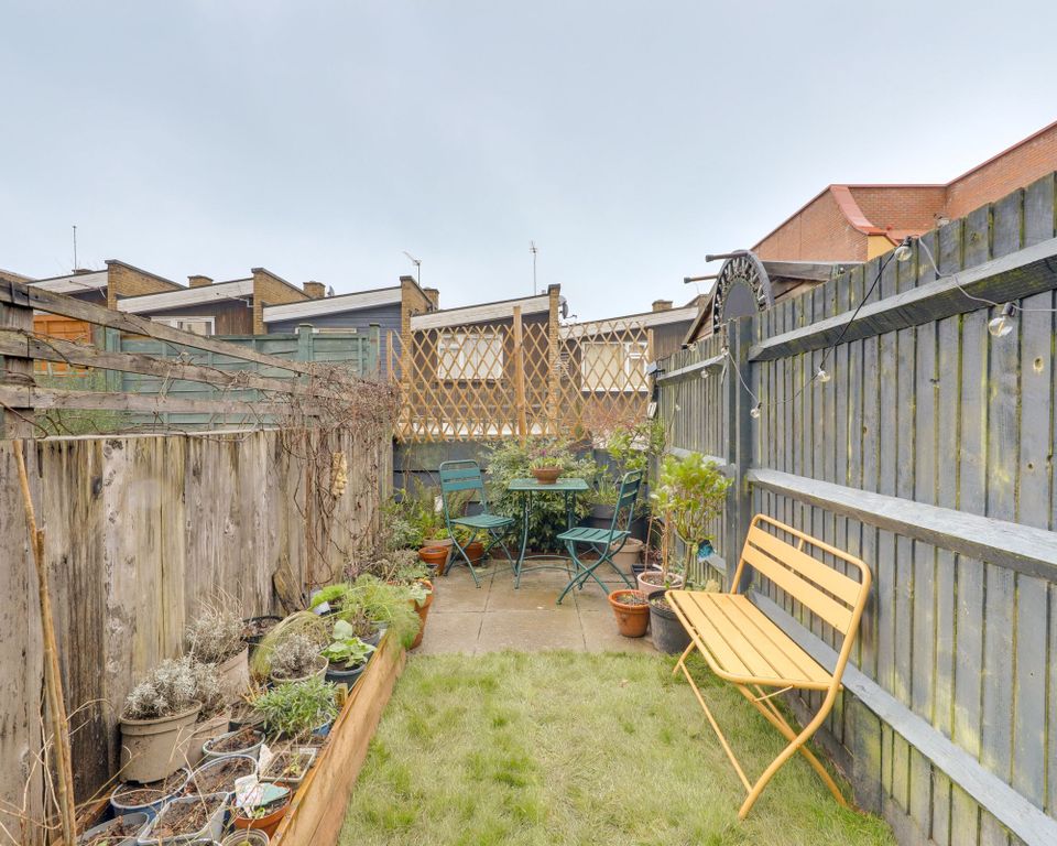 Property photo 3 of 16