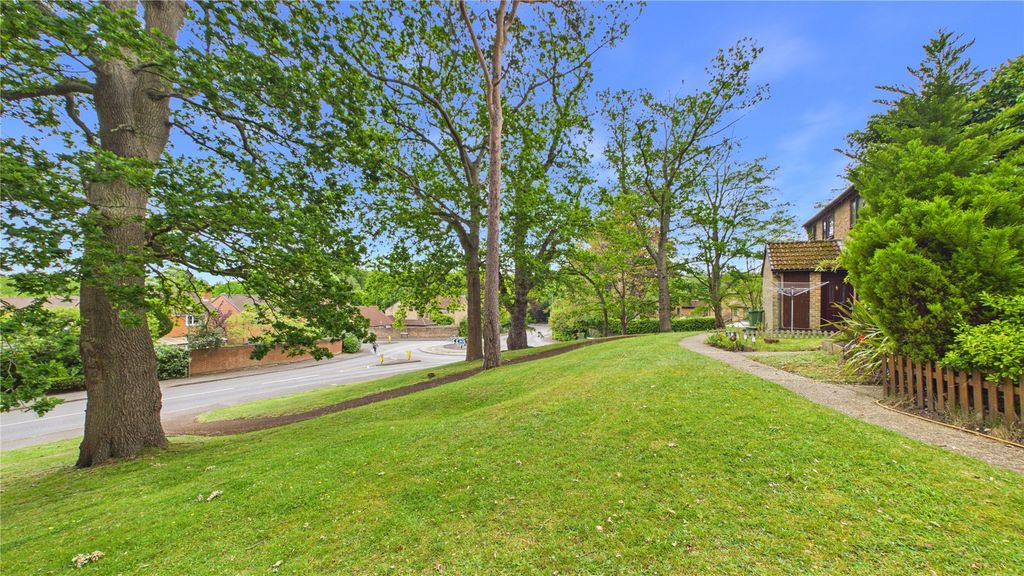 Additional image 9 of 1 bed maisonette for saleLightwater, Surrey GU18