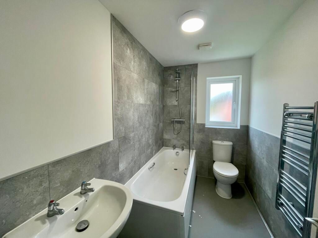 Property photo 2 of 4