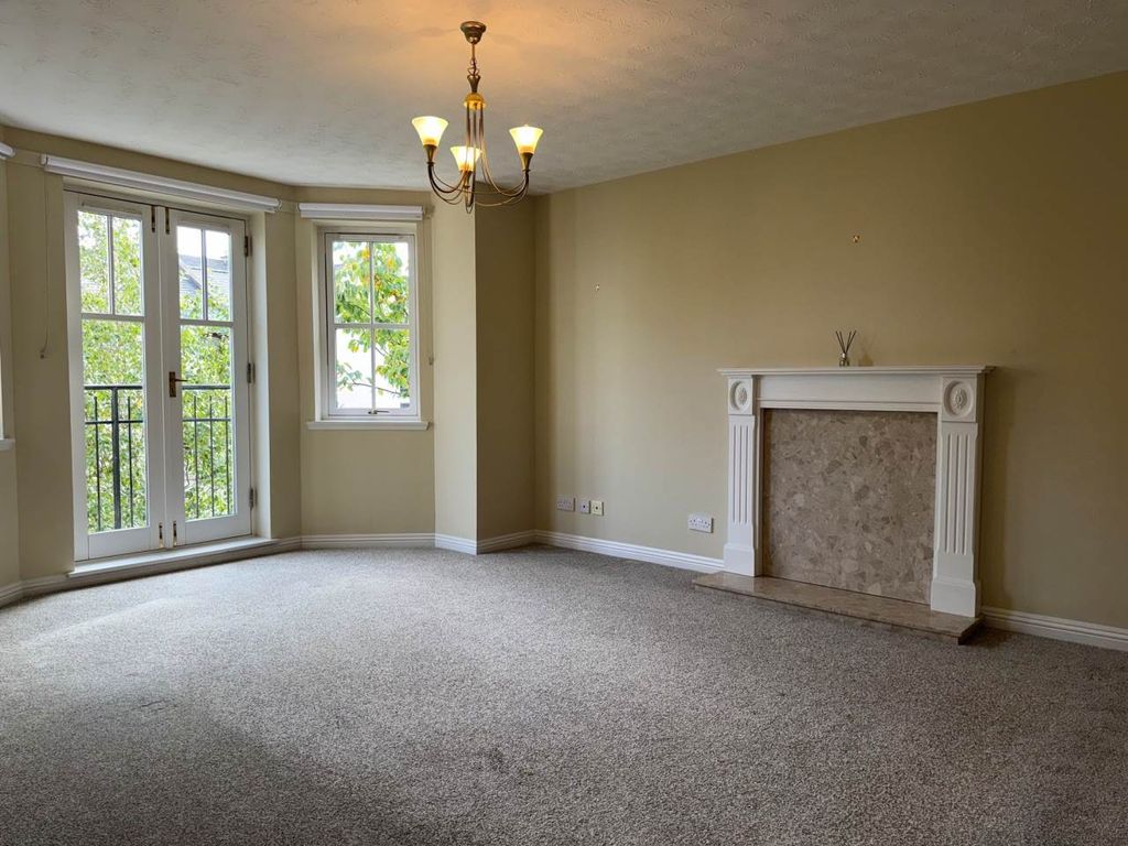 Property photo 1 of 11 Liv 03