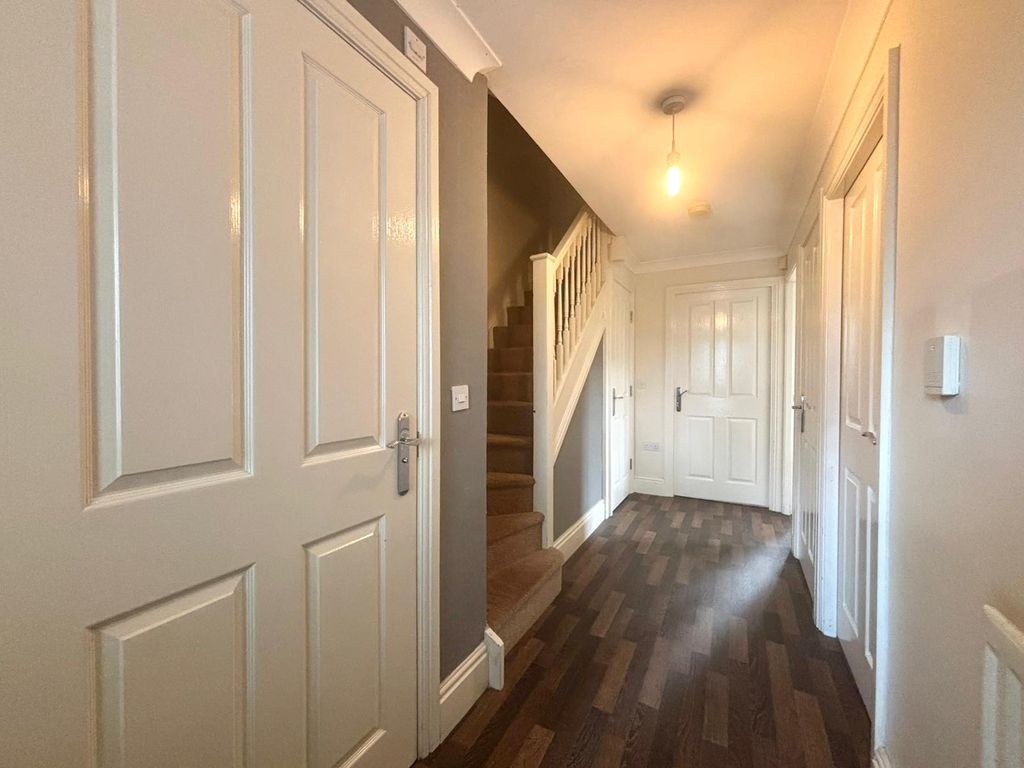 Property photo 2 of 30 Entrance