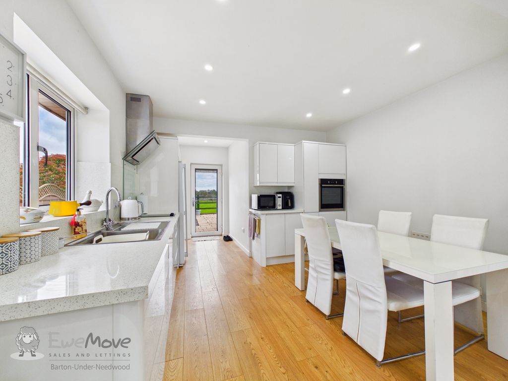 Property photo 3 of 17 Kitchen B