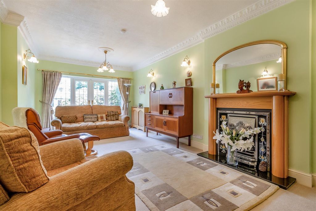 Property photo 2 of 38 8603986-Interior27.Jpg