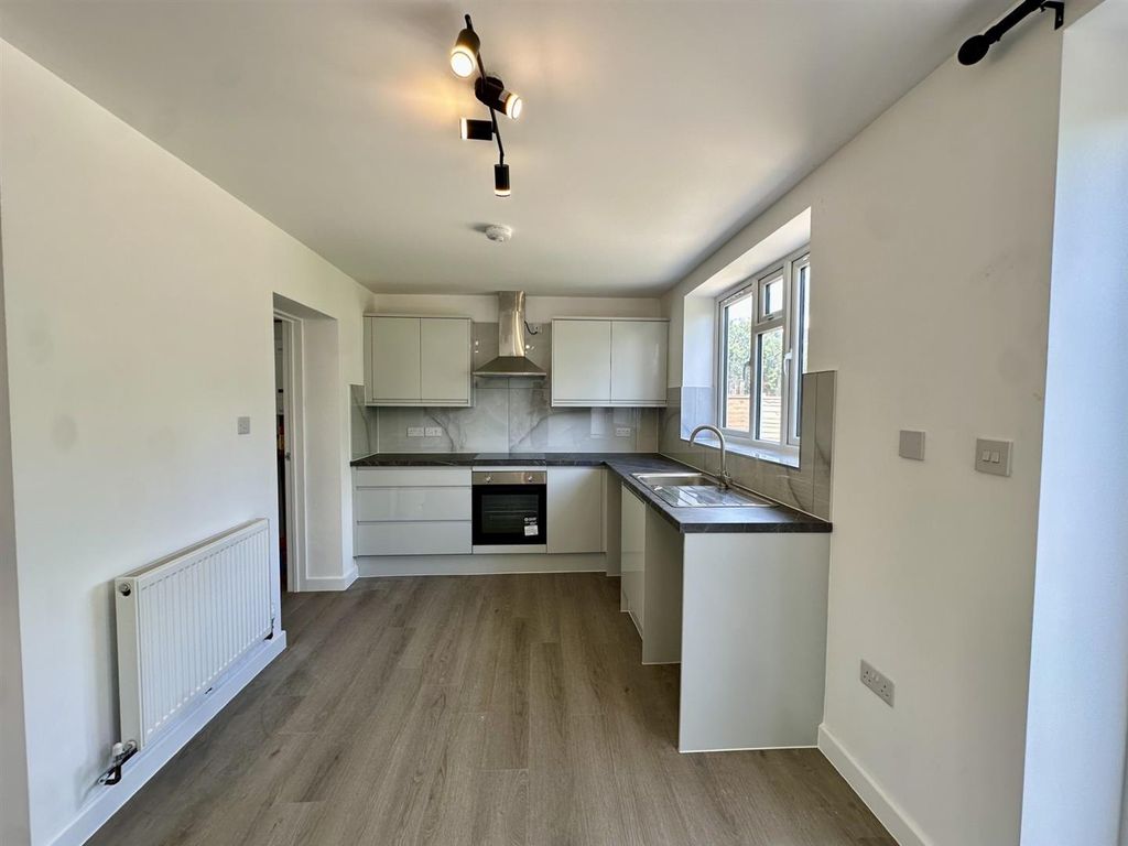 Property photo 3 of 14 10.Jpg