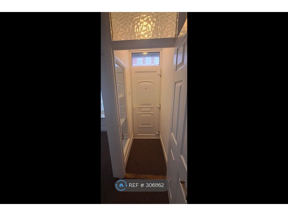 Property photo 2 of 30