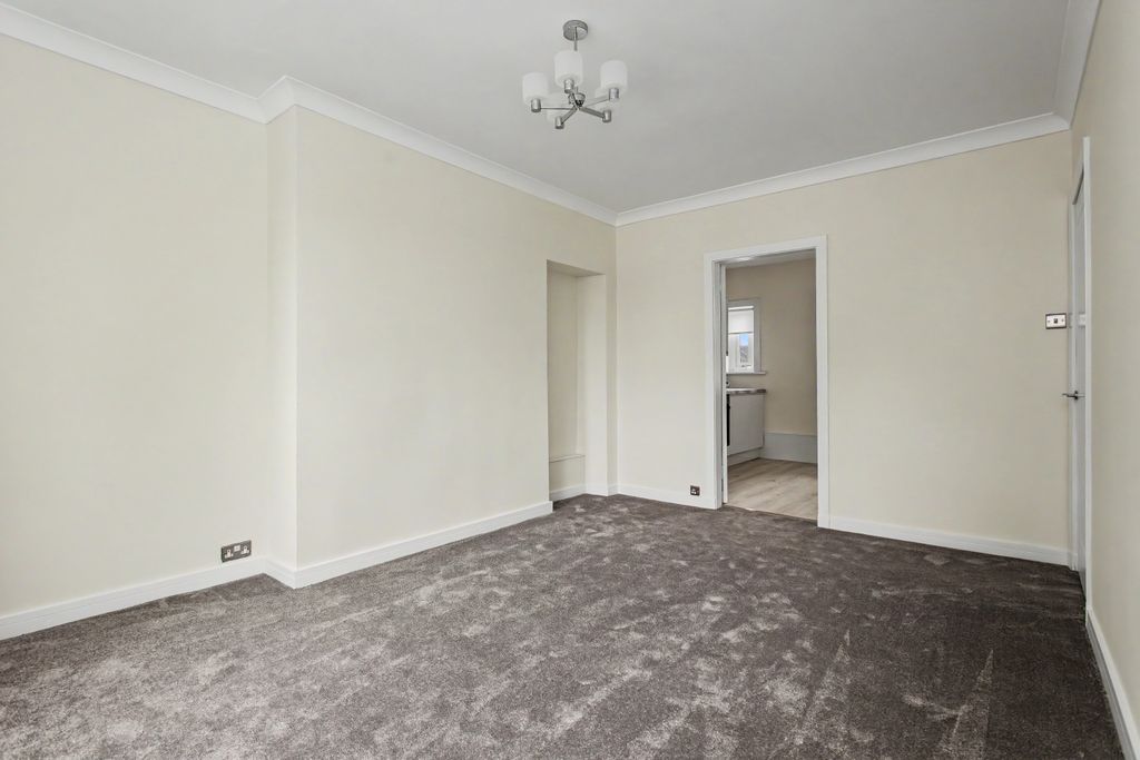 Property photo 3 of 13 Property Image 3