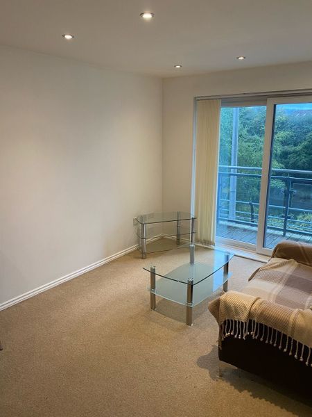 Property photo 2 of 5 1