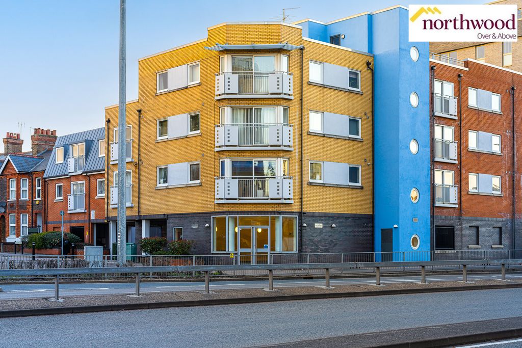 Property photo 3 of 16